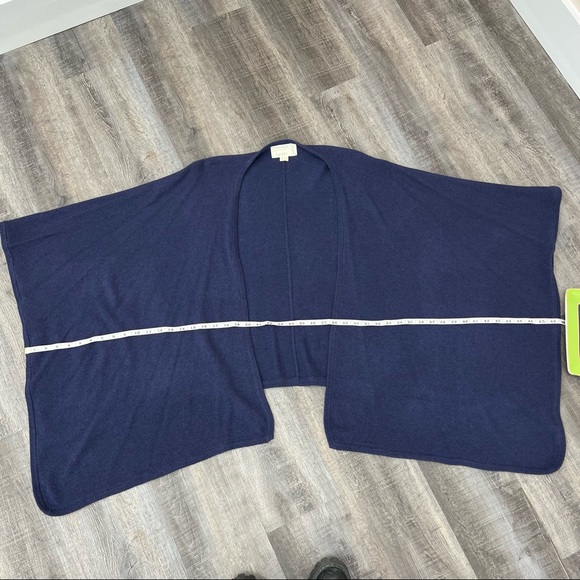 Nicole Miller cashmere poncho sweater - Picture 9 of 11
